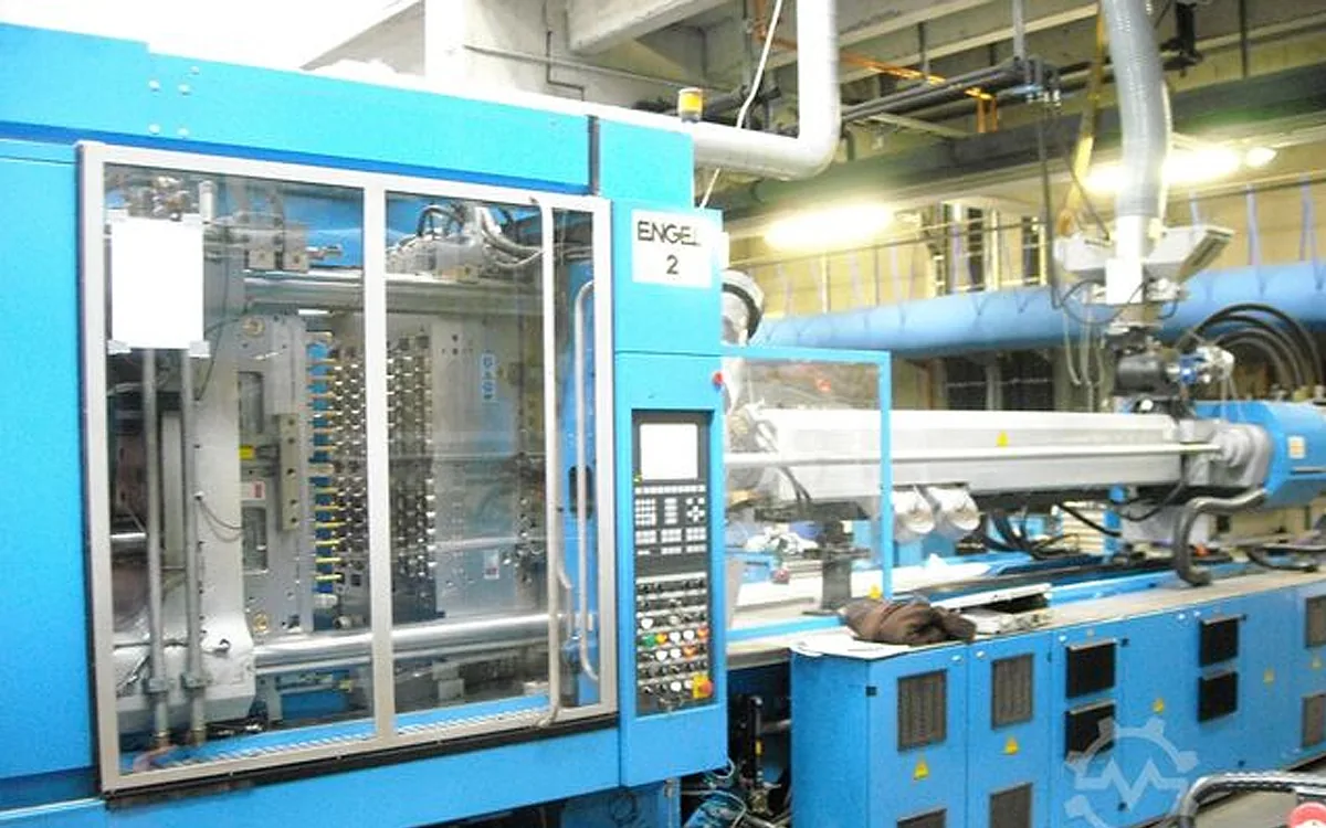 Ilustrasi Injection Molding